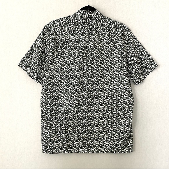 Theory Abstract Print Irving Short Sleeves Shirt - Picture 7 of 11